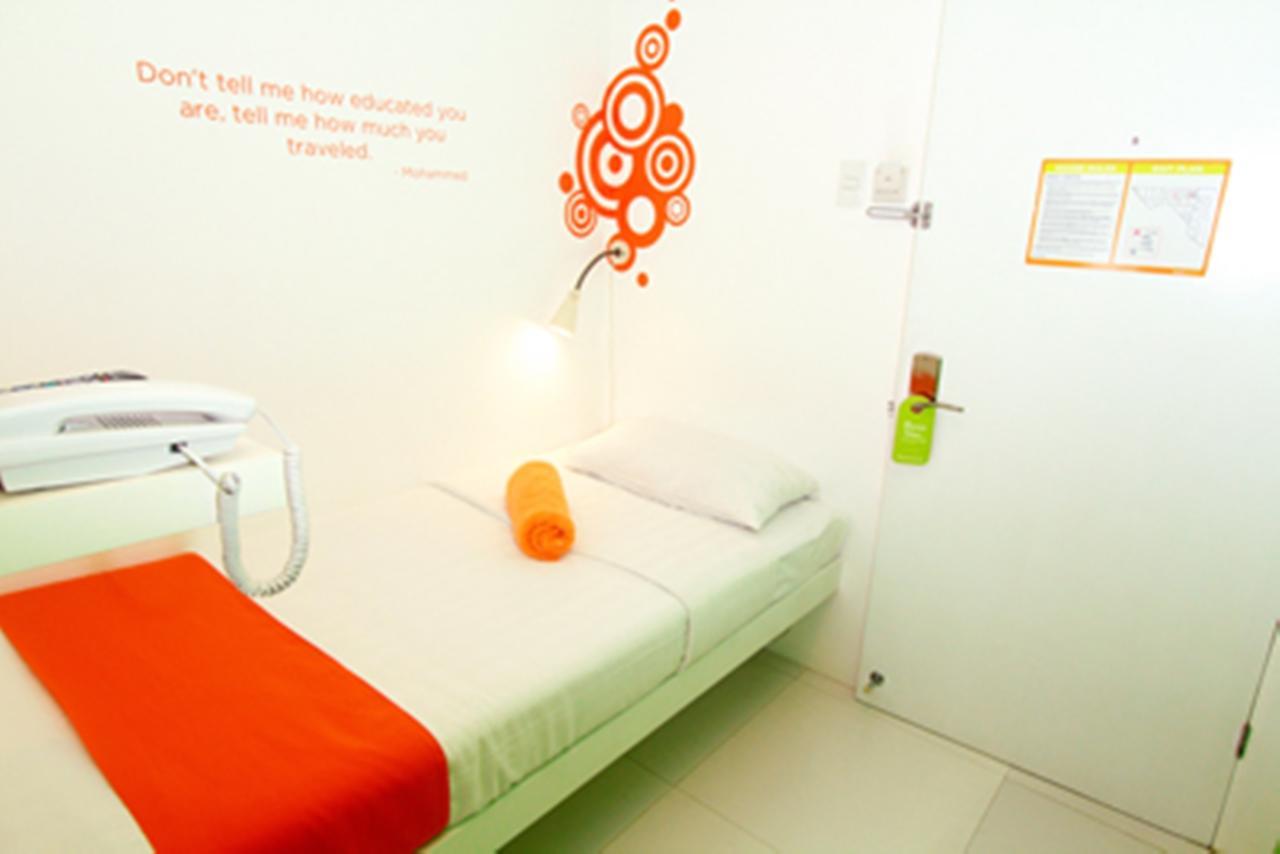 Islands Stay Hotels - Uptown Cebu Dış mekan fotoğraf