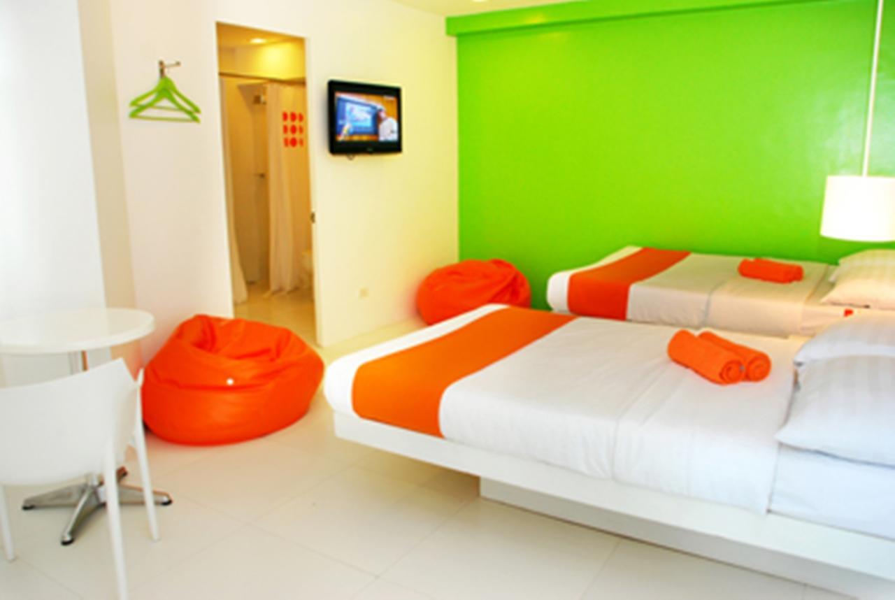 Islands Stay Hotels - Uptown Cebu Dış mekan fotoğraf