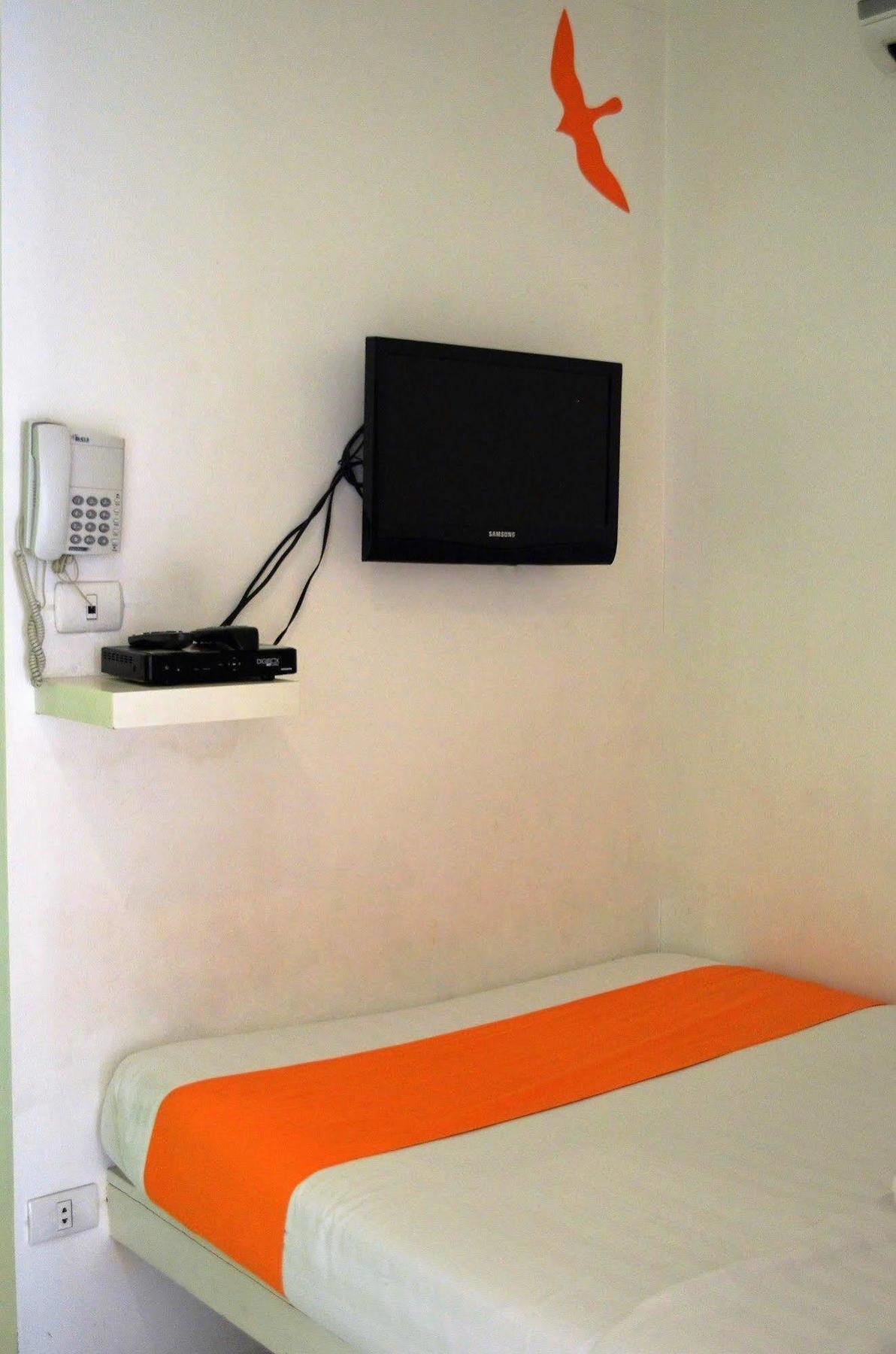 Islands Stay Hotels - Uptown Cebu Dış mekan fotoğraf